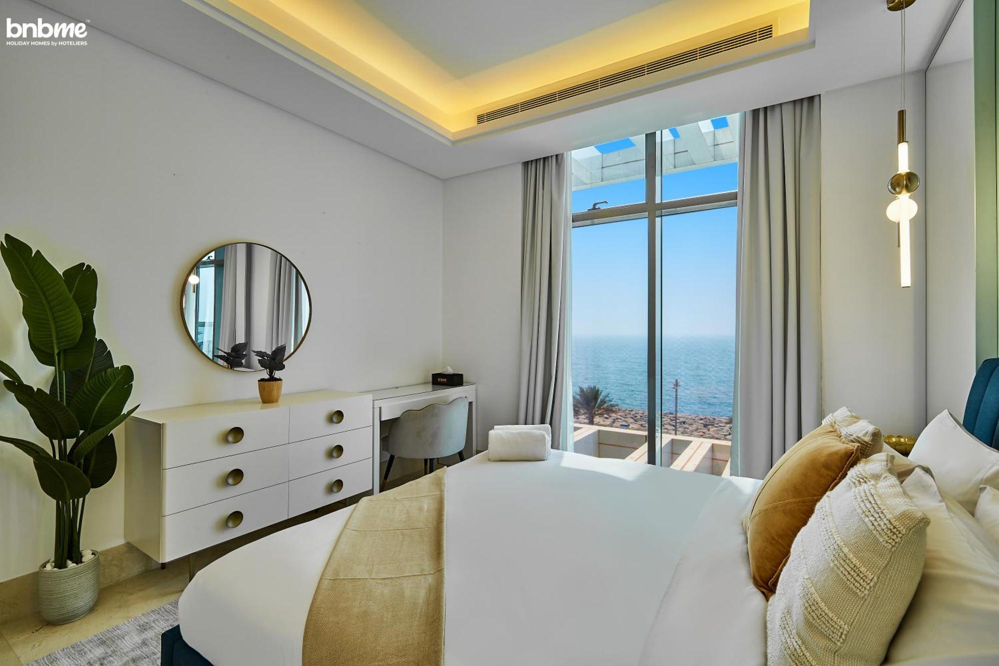 Bnbme - Th8 Palm Hotel Dubaj Kültér fotó