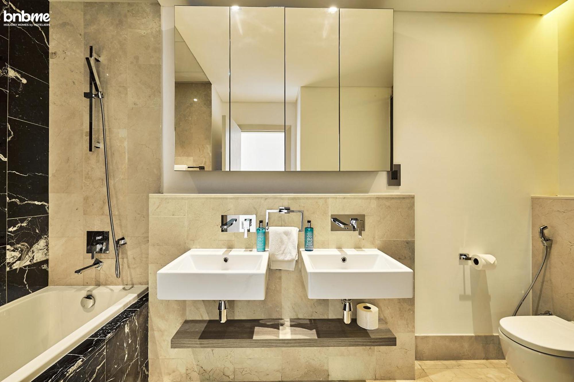 Bnbme - Th8 Palm Hotel Dubaj Kültér fotó
